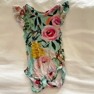 Posh Peanut ruffle sleeve onesie